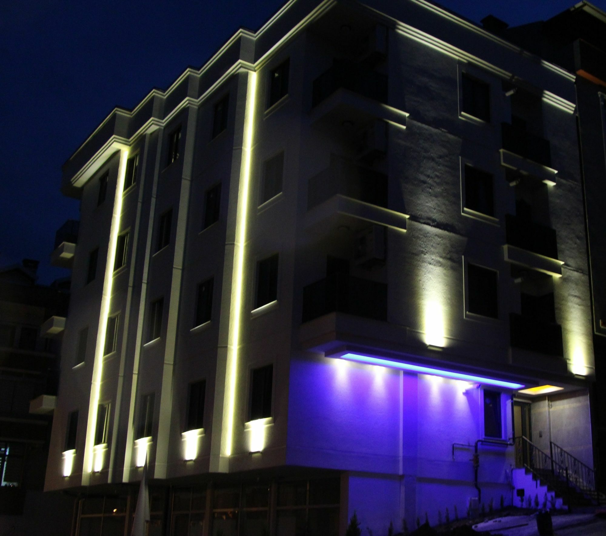 Ekinoks Suit & Apart Otel Trabzon Buitenkant foto